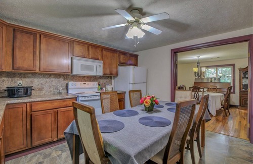 Center Ridge House | Clean Safe Comfortable Housing/Outdoors dream