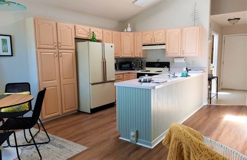 Whittaker Apartment | Clean & Serene Guest Suite/Apt 7 miles to downtown and stadium