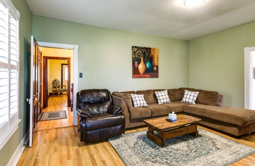 Brucetown House | Clear Brook Home Near Winchester & Charles Town!