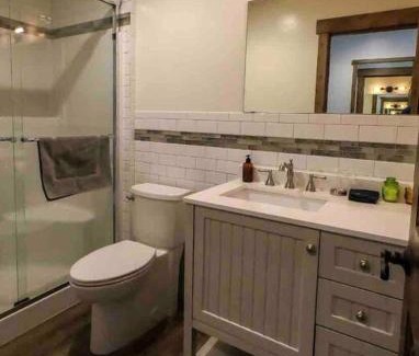 Historic District Bed & Breakfast | Clear Creek Inn