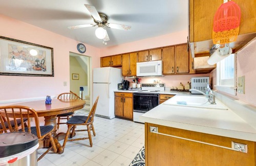 Clear Lake House | Clear Lake Vacation Home Rental - Pet Friendly!