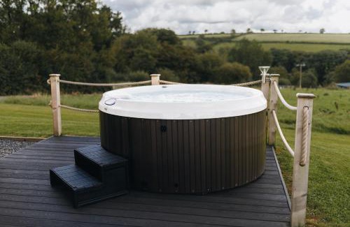 New Moat House | Cleddau