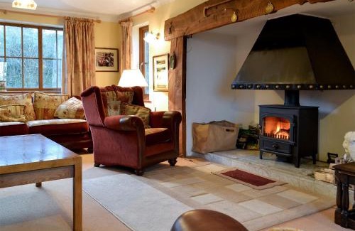Denbigh House | Cleiriach