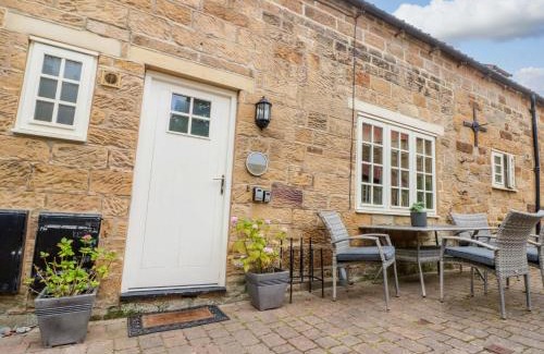 Sandsend House | Clematis Cottage