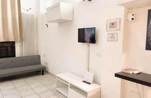 Ancona Apartment | Cleo Margherita