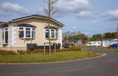 Hutton Rudby Resort | Cleveland Hills View Holiday Park