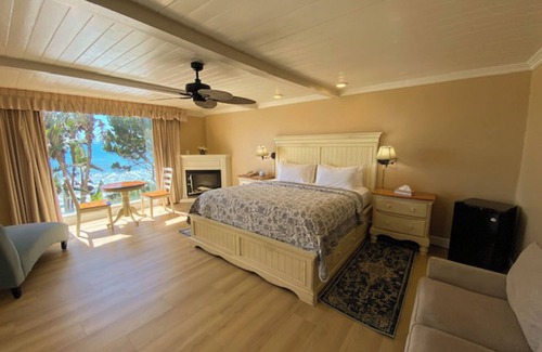 Mussel Shoals Hotel | Cliff House Inn On The Ocean