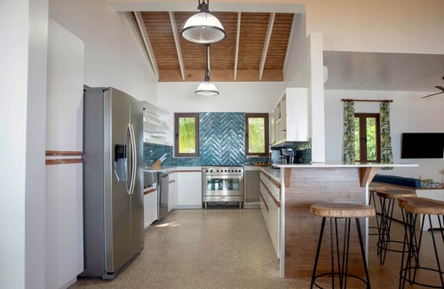 Orange Bay Villa | Cliffhouse - 5br villa - stunning sunset, snorkeling, tennis, seaside cuisine