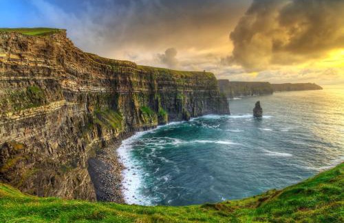 Liscannor Hotel | Cliffs of Moher Hotel