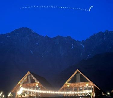 Stepantsminda Ski Chalet | Cliffside cottage Kazbegi