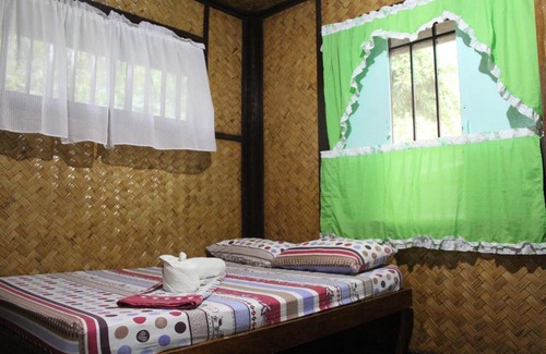 Barangay Buena Suerte House | Cliffside Cottages
