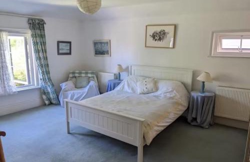 Cowes House | Cliffside
