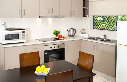Clifton Beach Apartment | Clifton Sands Holiday Apartments