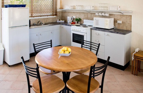 Clifton Beach Apartment | Clifton Sands Holiday Apartments