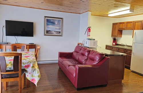 Pocologan Hotel | CLIPPER SHIPP BEACH MOTEL
