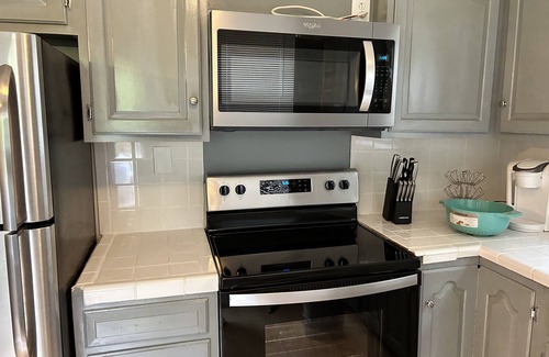 Monroeville House | Close to all things in Pittsburgh