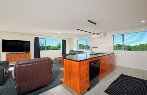Kaikoura House | Close to Beach | Mountain Views | Peketa - KK618