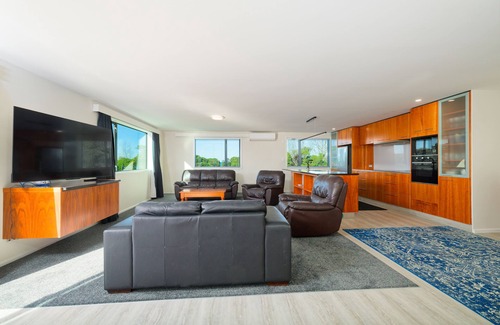 Kaikoura House | Close to Beach | Mountain Views | Peketa - KK618