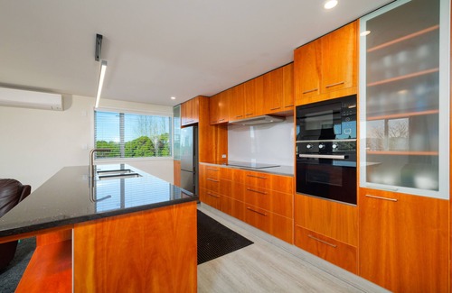 Kaikoura House | Close to Beach | Mountain Views | Peketa - KK618