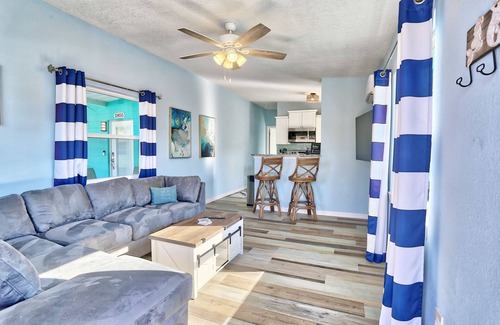 Capri Isle House | 🌴 Close To Beach ☀ Shore Thing Duplex 🐬 Easy Island Access