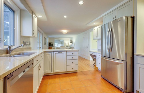 East Orleans House | Close to Beaches: Gem w/Yard & Sunroom in Orleans