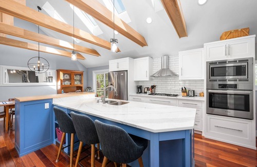 Sandwich House | Close to Cape Cod Canal Sleeps 6 with AC