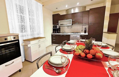 Pontetetto Villa | Close to centre of Lucca. Perfect base for exploring. Exclusive use of pool, A/c