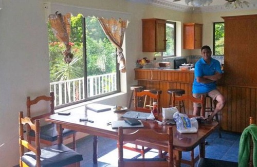 Apia Apartment | Close to City Apartment (Top floor)