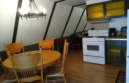 Silver Lake Cottage | Close to dunes entrance, arcades, mini golf, go karts, restuarants and shopping