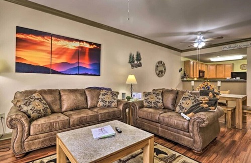 Pigeon Forge Condo | Close To It All In The Great Smoky Mountains!