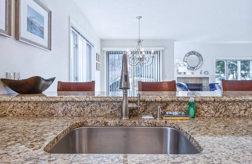 West Hartford Condo | Close to Lake & Golf & Pool - Newton Village 2A