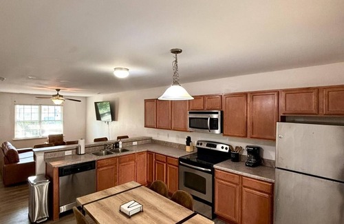 Westgate House | Close to Lejuene/25m from beach