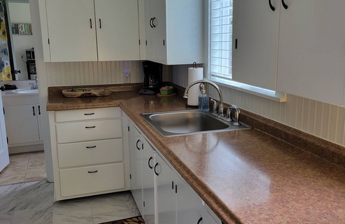 Port Orford Apartment | Close to local beaches, beachcombers welcome!