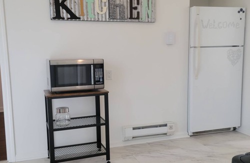 Port Orford Apartment | Close to local beaches, beachcombers welcome!