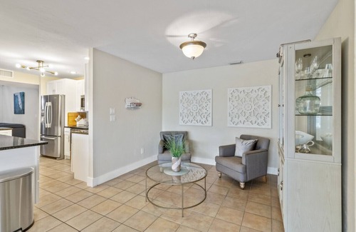 Yacht Club Villa | Close to the River - 4 Bedroom, 3 Bathroom, Pool, close to the River