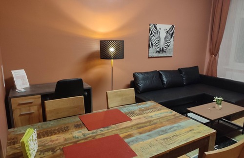 Funfhaus Apartment | Close to the subway & quiet inner courtyard