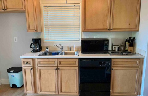 Home Park House | ClosednBeautiful Atlantic Station Studio!
