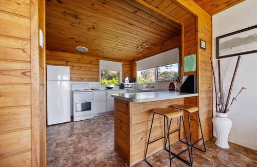 Yanakie Cottage | Closest accommodation to Wilsons Promontory National Park, 500m from the Prom