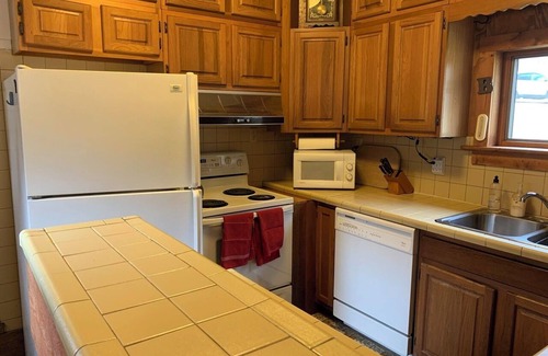 Syria Cabin | Closest Cabin to Old Rag & Steps to White Oak Canyon; 2 ponds w/private creek