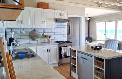Muloowurtie House | Cloud 9, Black Point