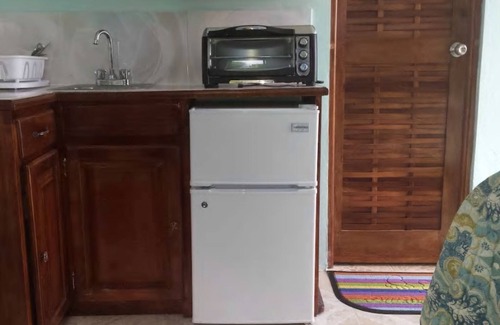 Montego Bay Apartment | Cloud 9 Suite on roof deck, Jacuzzi, AC, Hot Water, Wi-Fi, Herbal Detox