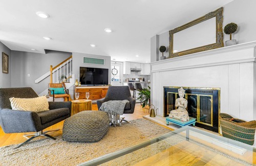 Newburyport House | Cloud Break: Stunning Waterview and Coastal Breezes - Your Newburyport Dream Vacation!