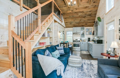 Interlaken Cottage | 🍷CLOUD WINE COTTAGE FLX🍷secluded w/HOT TUB in the heart of wine country!