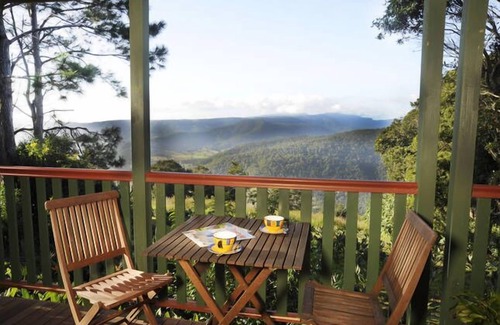 Beechmont Cottage | Clouds Chalet