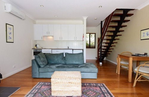 Kangaroo Valley House | Cloudsong Chalet 3 - Close to the village centre!