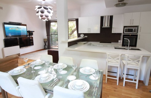 Randwick Apartment | CLOVELLY-PETS WELCOME-LIFESTYLE-BEACHES-PARKS-HEATED POOL-200SQM YARD-BUS-CAFES