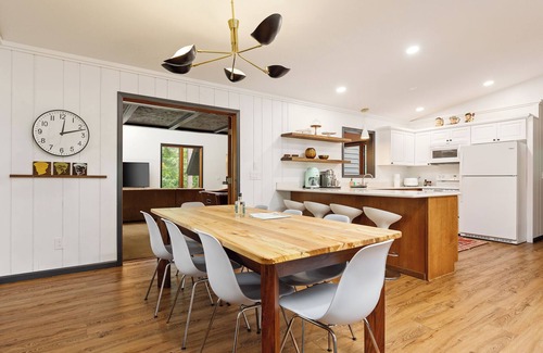 Thompsonville House | Club 100 - Crystal Mountain