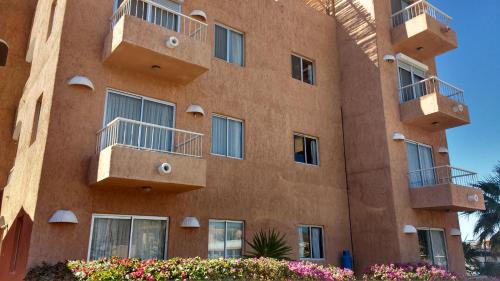 Pichilingue Hotel | Club Cantamar Beach Hotel & Marina
