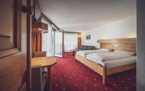 Davos Hotel | Club Hotel rooms only - by Mountain Hotels