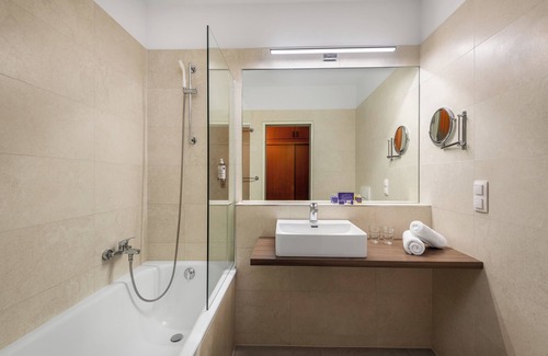 Clutihany Hotel | Club Tihany Resort